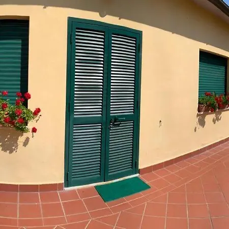 La Casina Dell'annetta Hébergement de vacances *