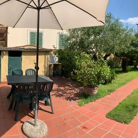 La Casina Dell'annetta * Lido di Camaiore