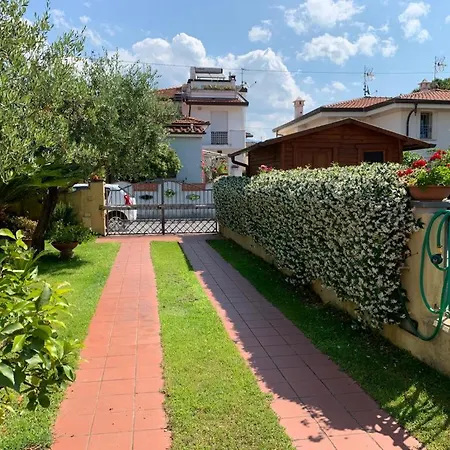 La Casina Dell'annetta Ferienhaus Lido di Camaiore